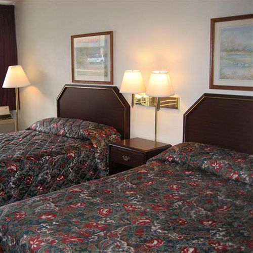Sands Central Inn هوت سبرنغز الغرفة الصورة